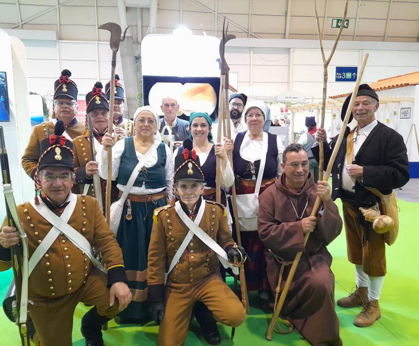 331713720_1217985362167792_23913425508900850_n